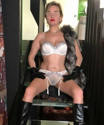 Анкета проститутки Инна - город Сторожинец, 52 года, №1425